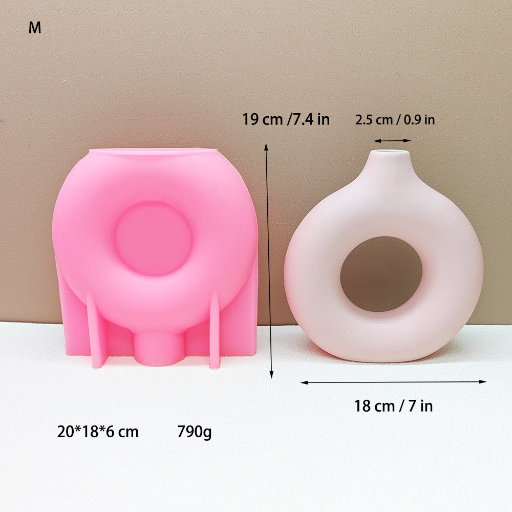 Doughnut Vase Mold