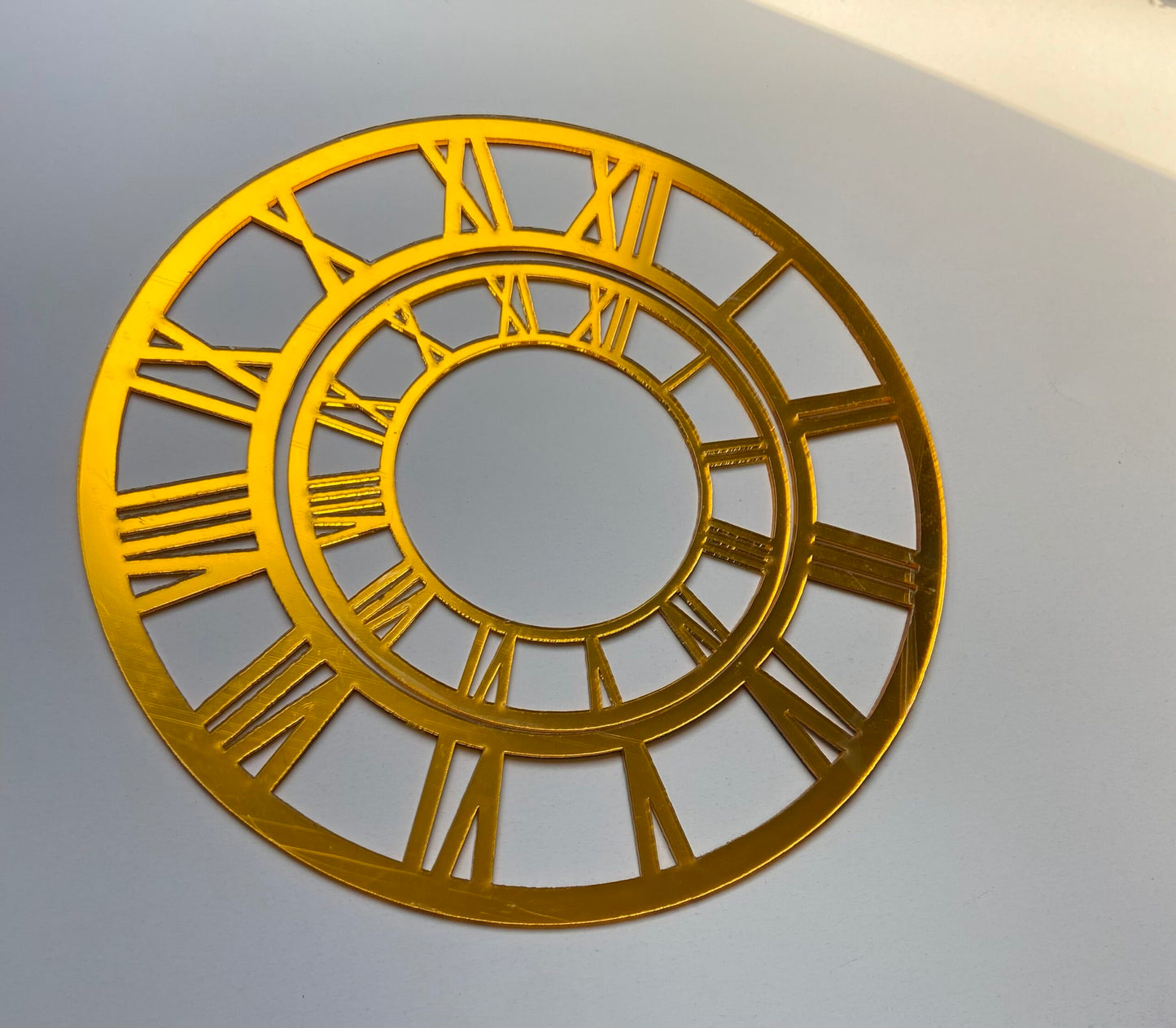 Clock Ring (Mirror Gold)