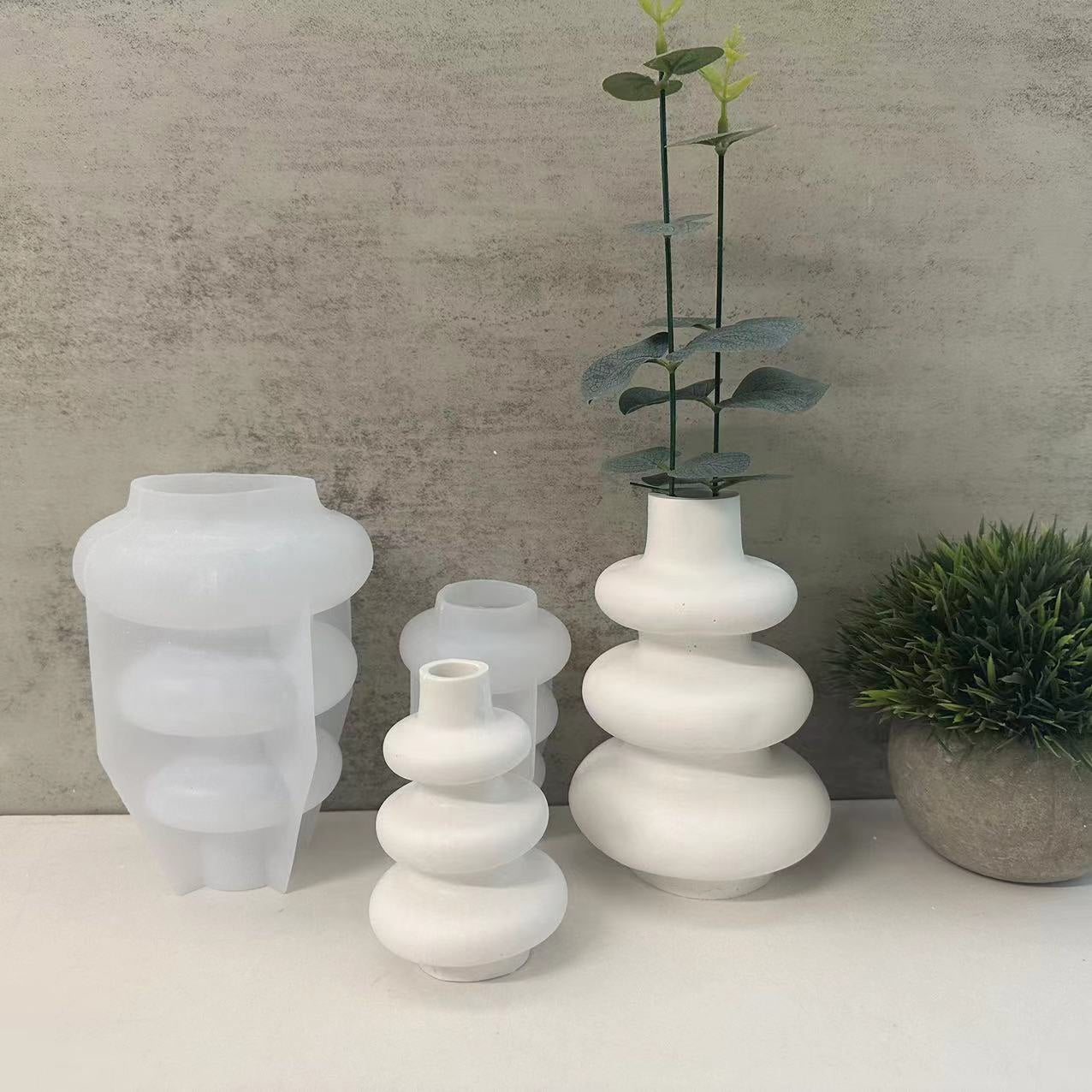 Nordic Concrete Vase Mold