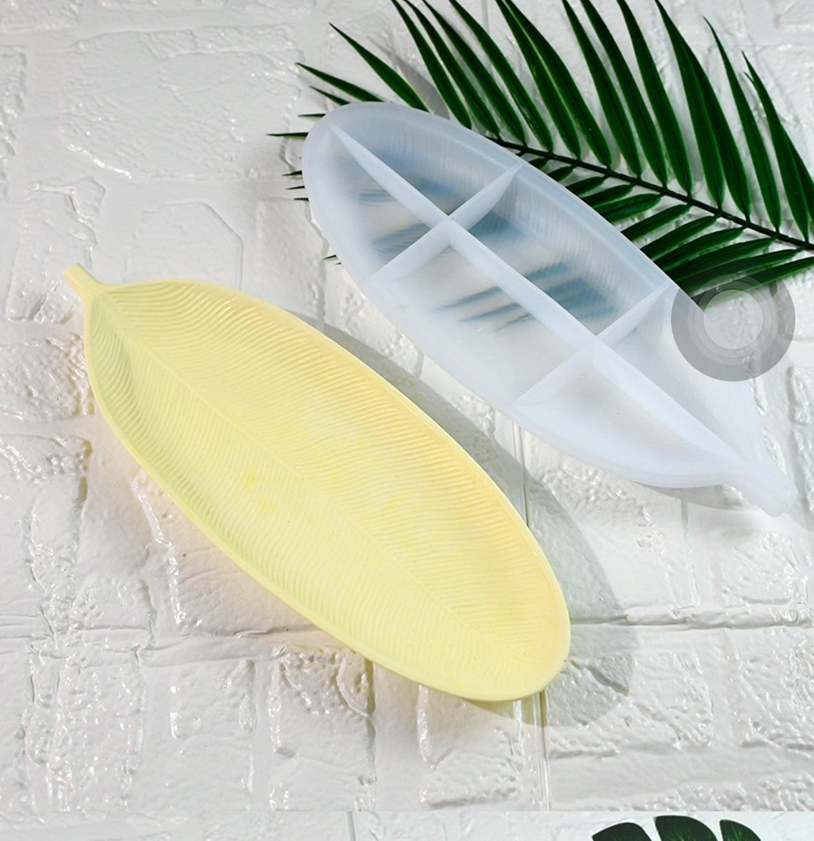 Leaf Shape Trinket Tray (sa19)